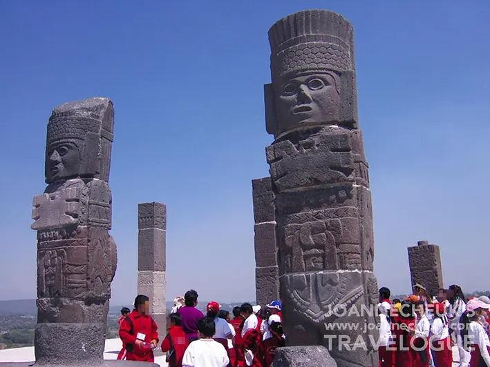 墨西哥圖拉遺址戰士雕柱