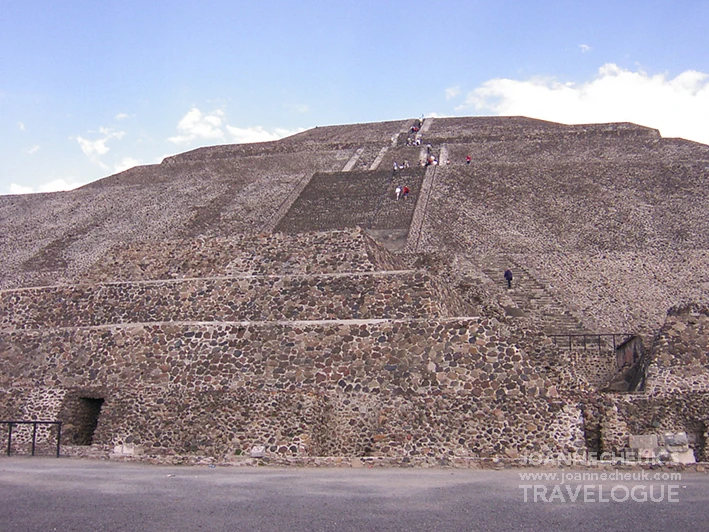 特奧蒂瓦坎太陽金字塔