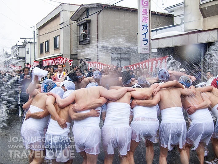 岩手縣大東大原水掛祭（大東大原水かけ祭り）